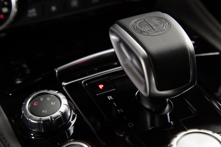  Mercedes-Benz CLS63 AMG 2011 года  (фото 42 из 199)